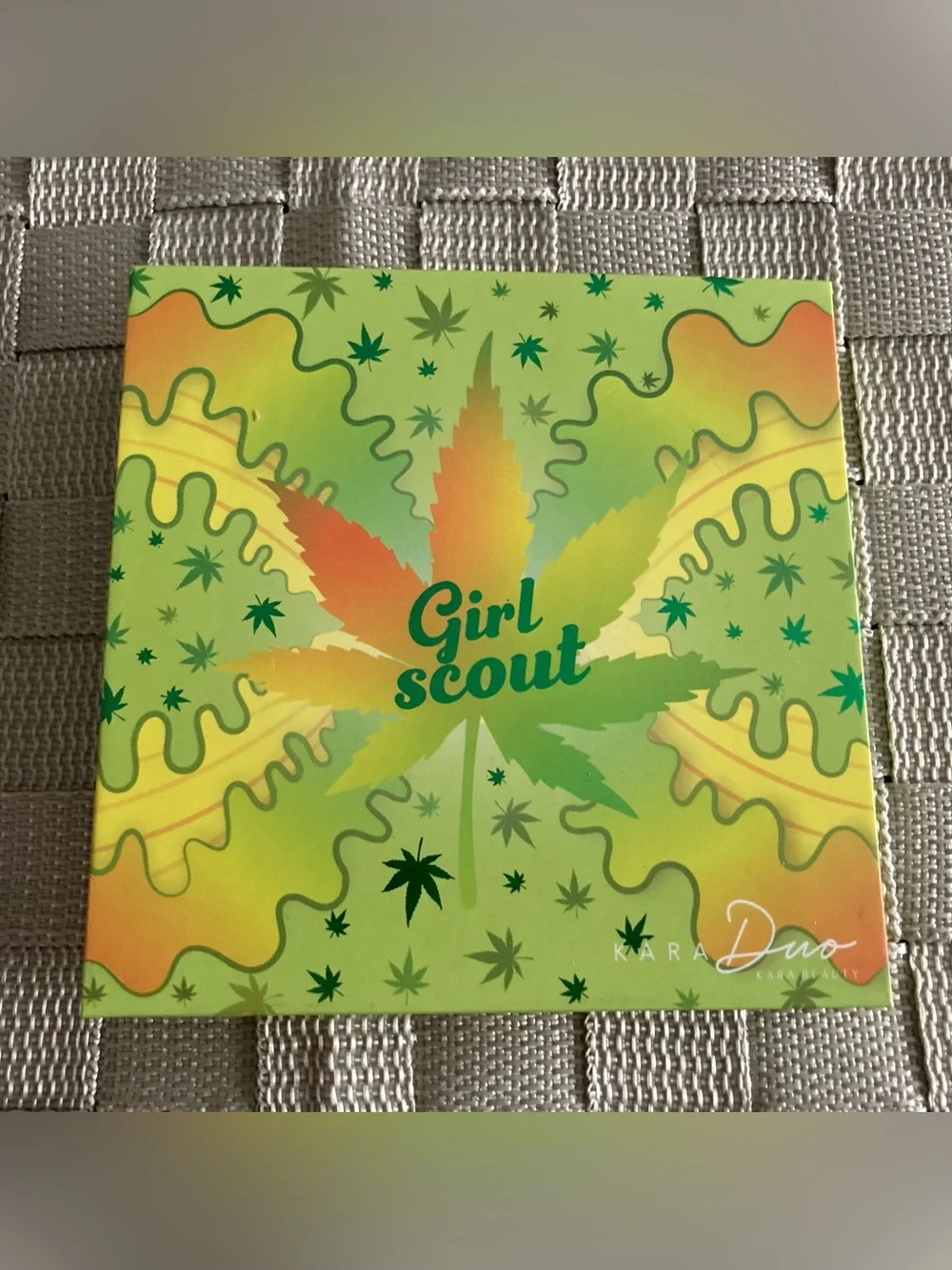 KARA BEAUTY ‘Girl Scout’ Eyeshadow Palette - 16 shades